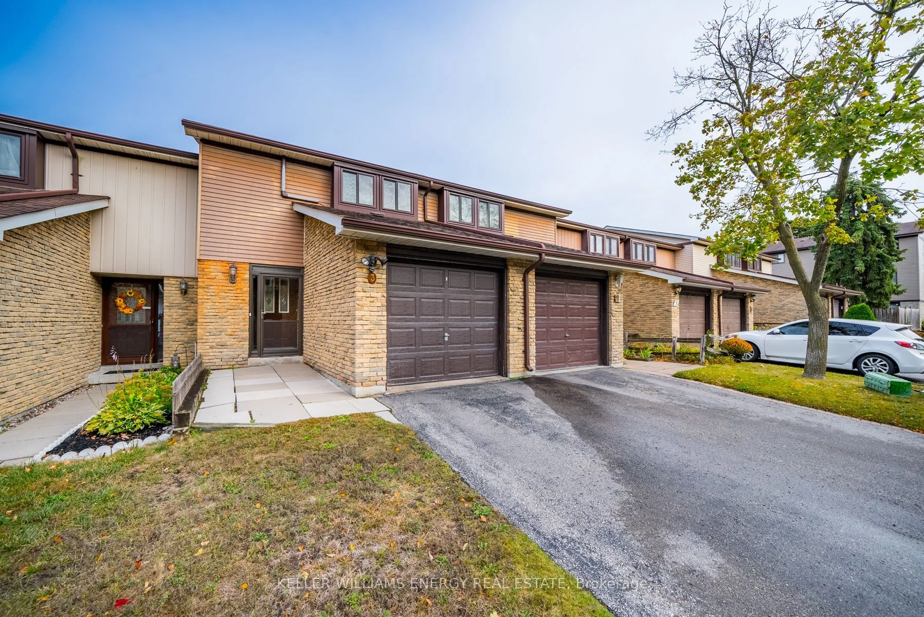 221 Ormond Drive S 3, Oshawa, ON L1G 6T7