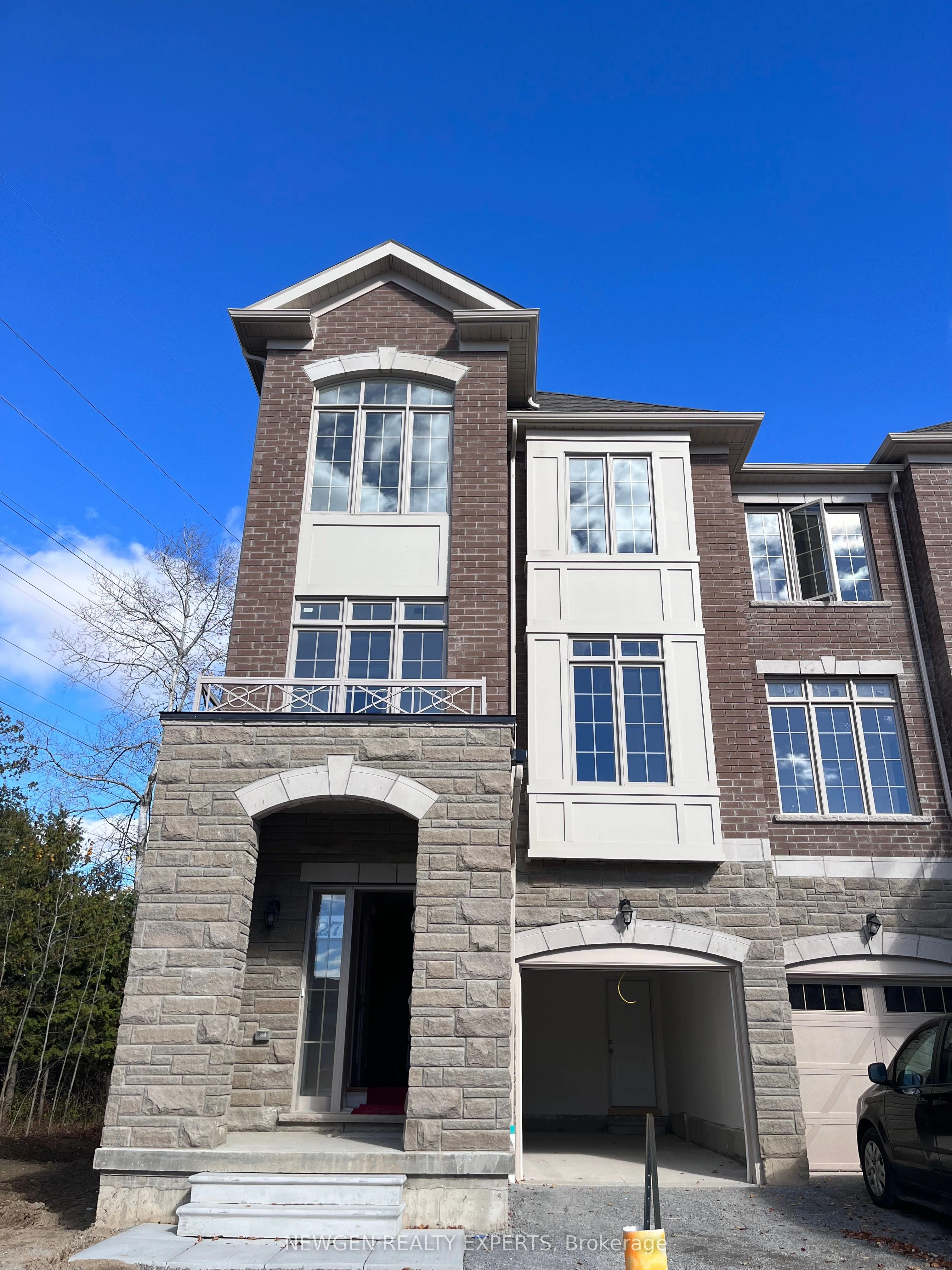 15 Coote Ct Court, Ajax, ON L1T 0P5