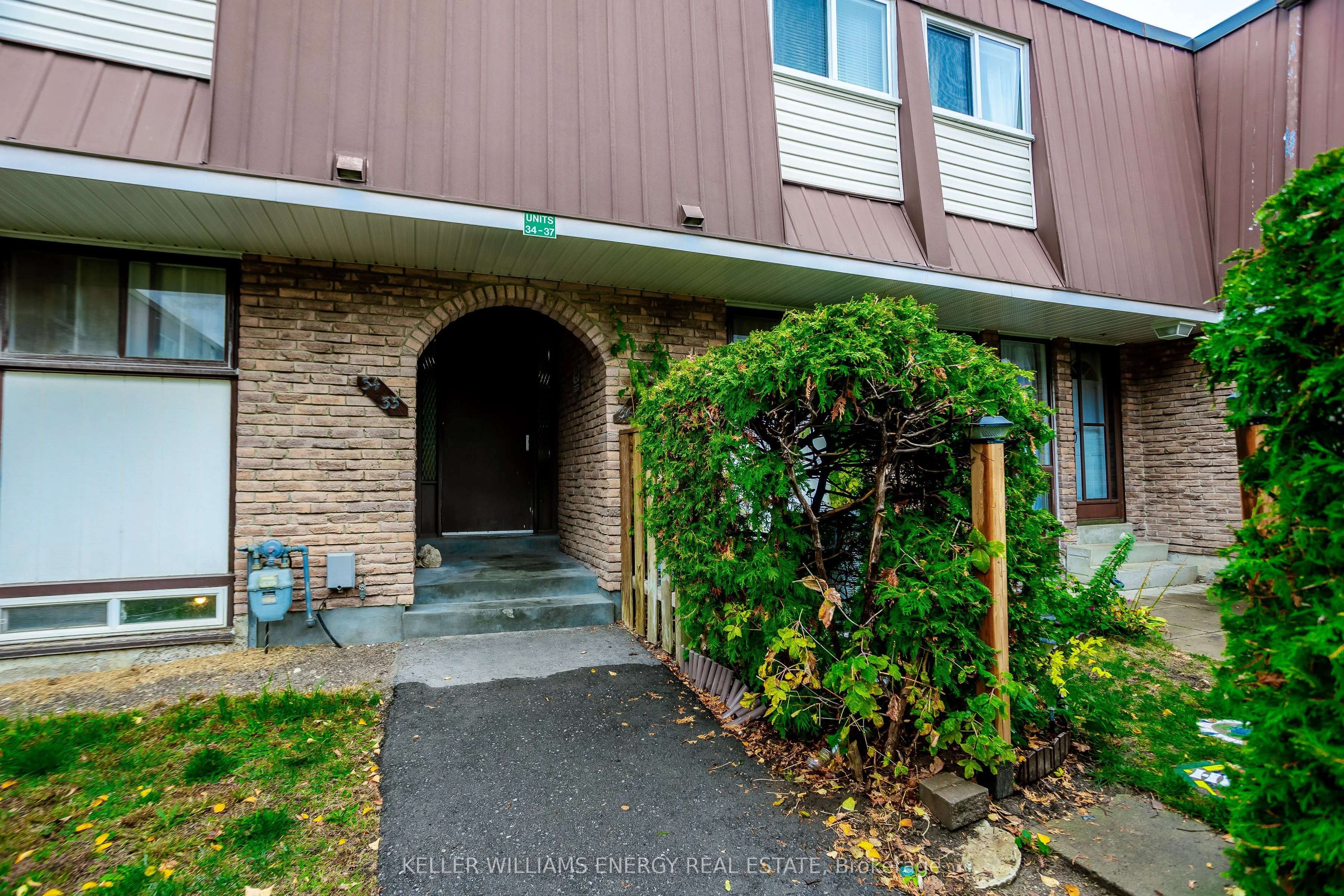 1333 Mary Street N 37, Oshawa, ON L1G 6Z3
