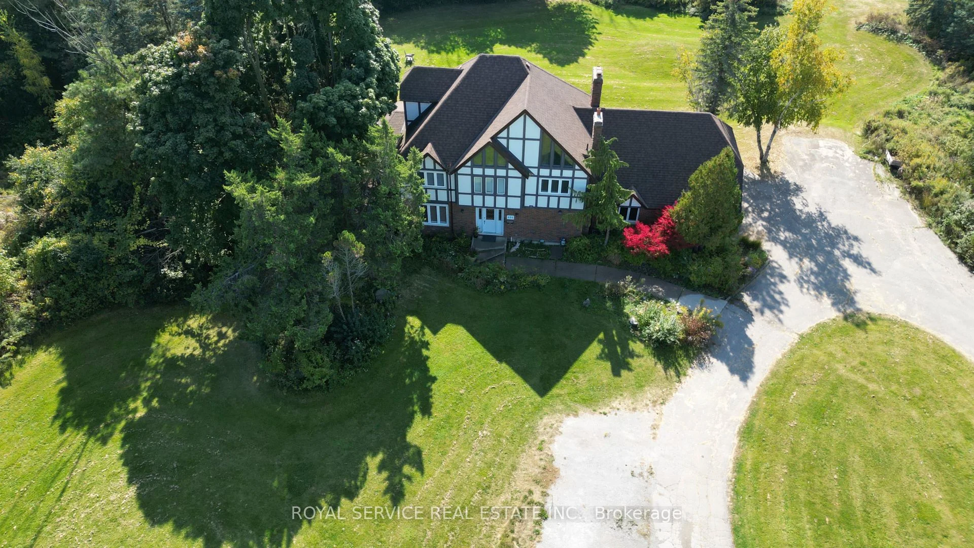 650 Lake Ridge Road, Ajax, On L1z 1w9