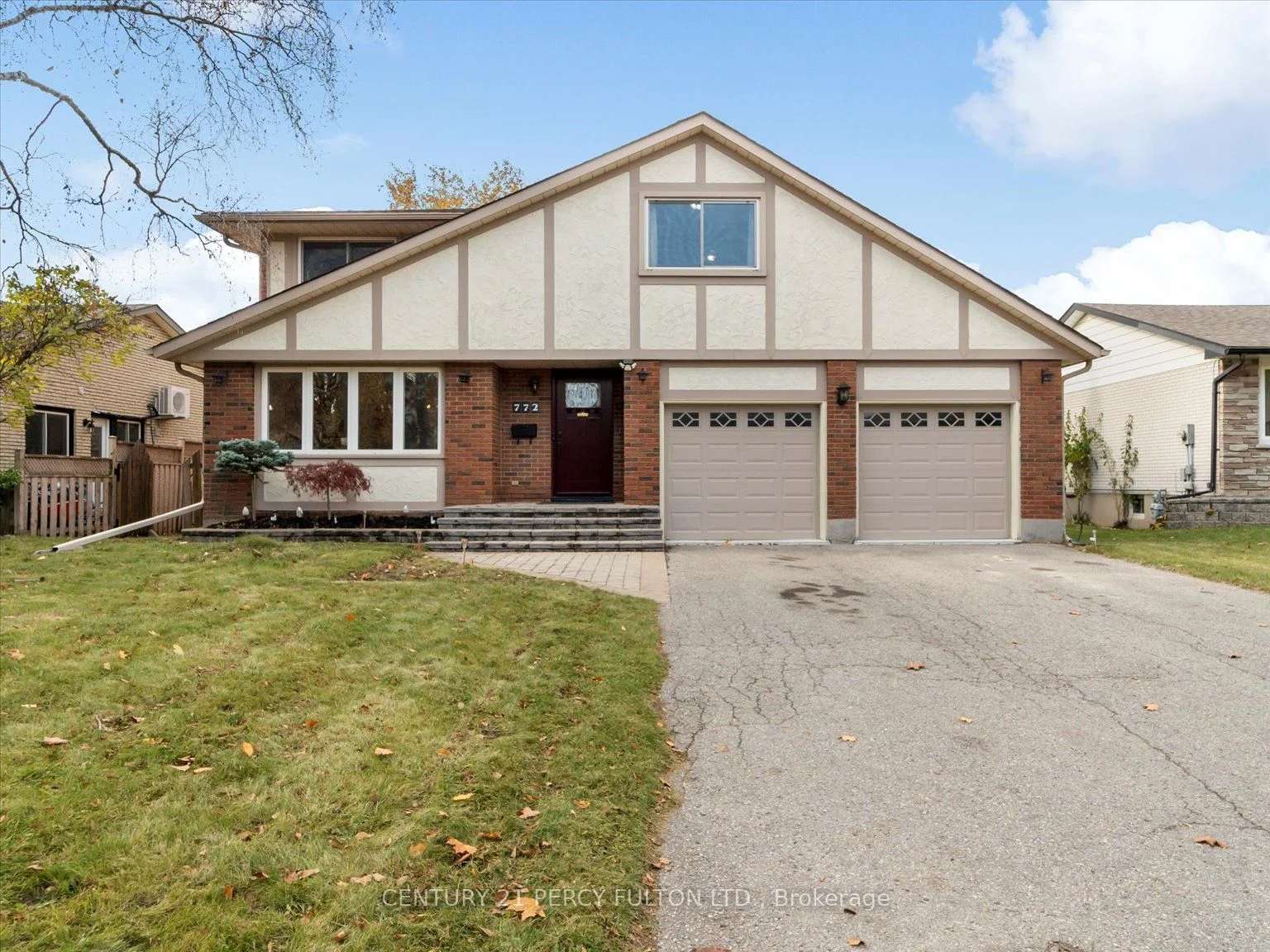 772 Ferndale Street, Oshawa, ON L1J 5L7