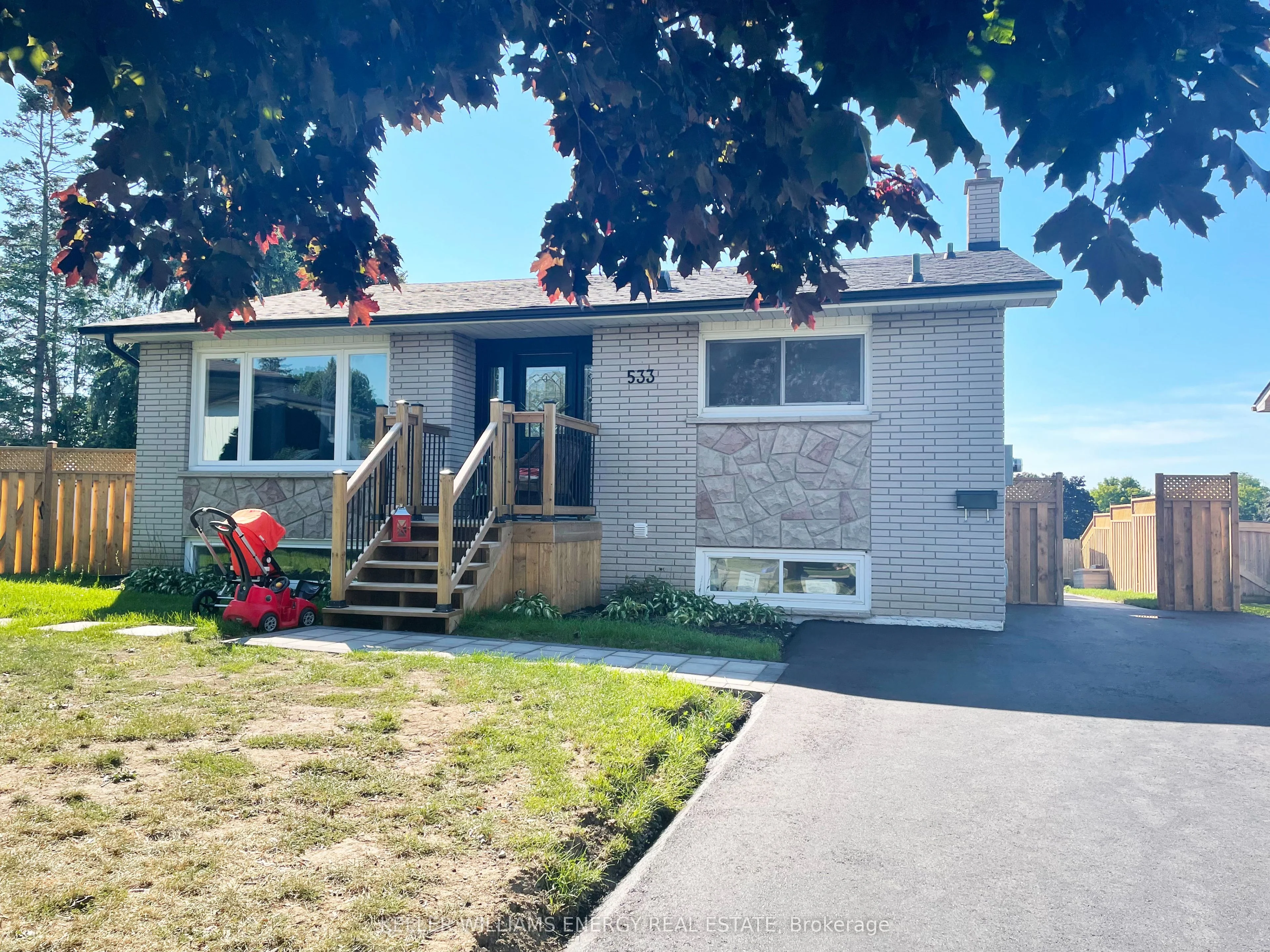 533 Carman Court, Oshawa, ON L1H 6K5