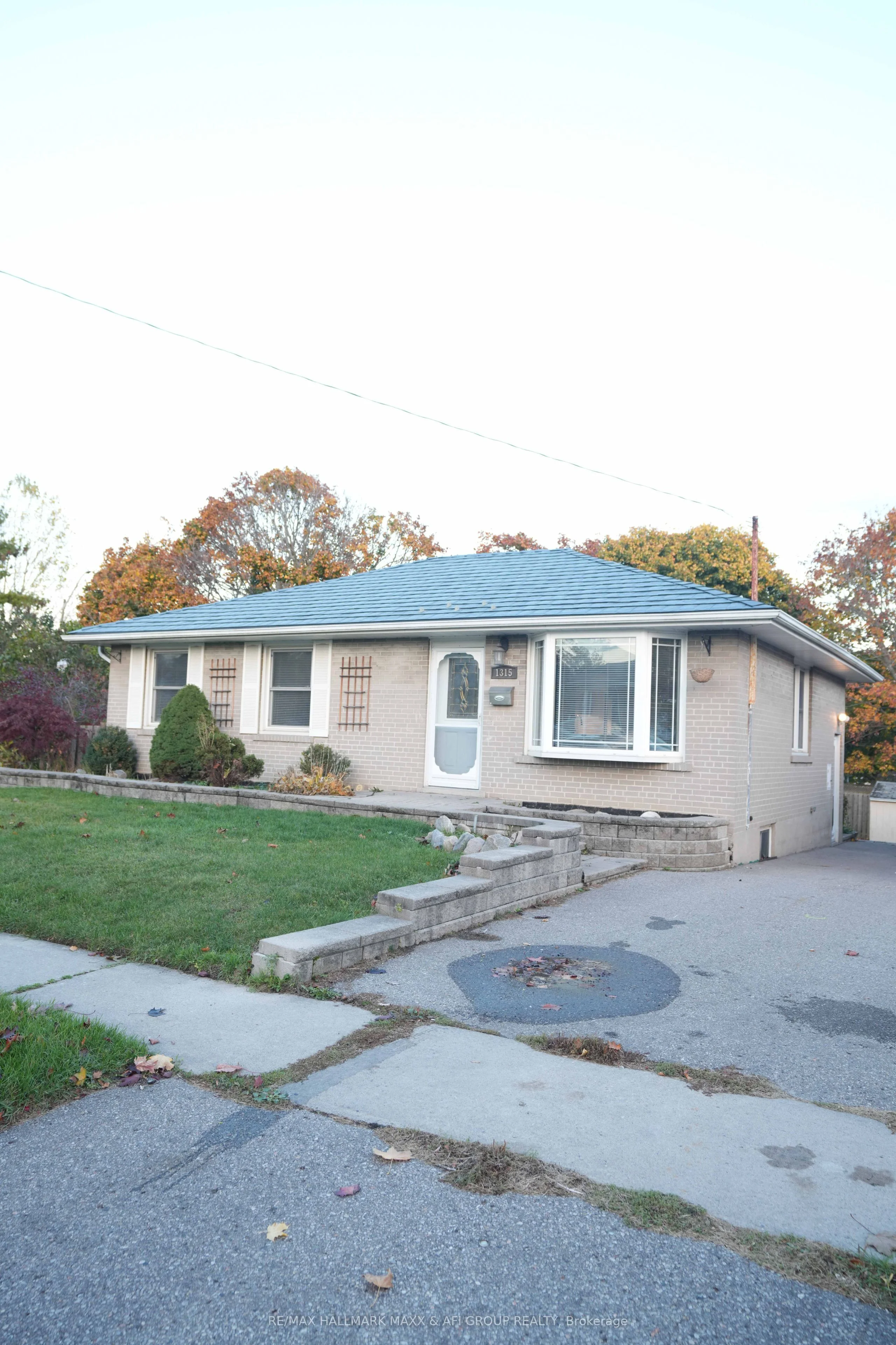 1315 Scugog Avenue Main, Oshawa, ON L1J 1J5