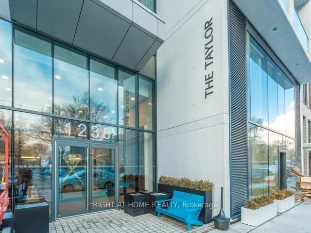 1238 Dundas Street E 713, Toronto E01, On M4m 1s3