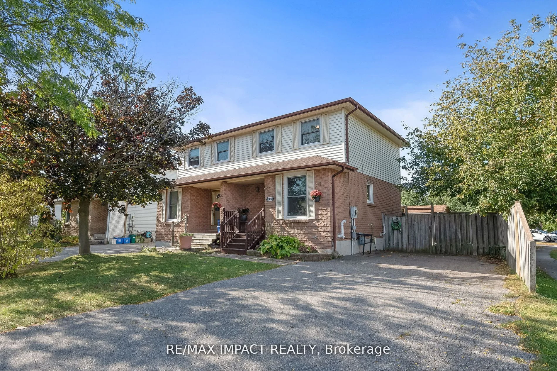 1454 O'Hara Court, Oshawa, ON L1J 8A7