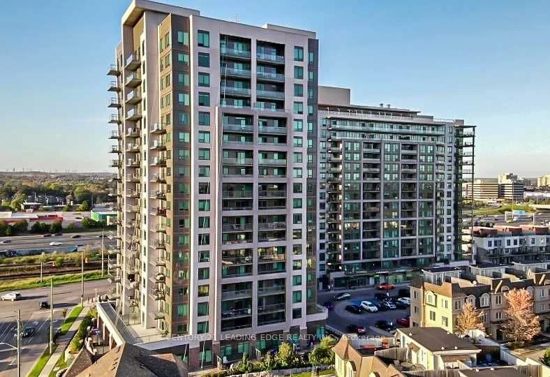 1215 Bayly Street Ph2-03, Pickering, On L1w 1l7