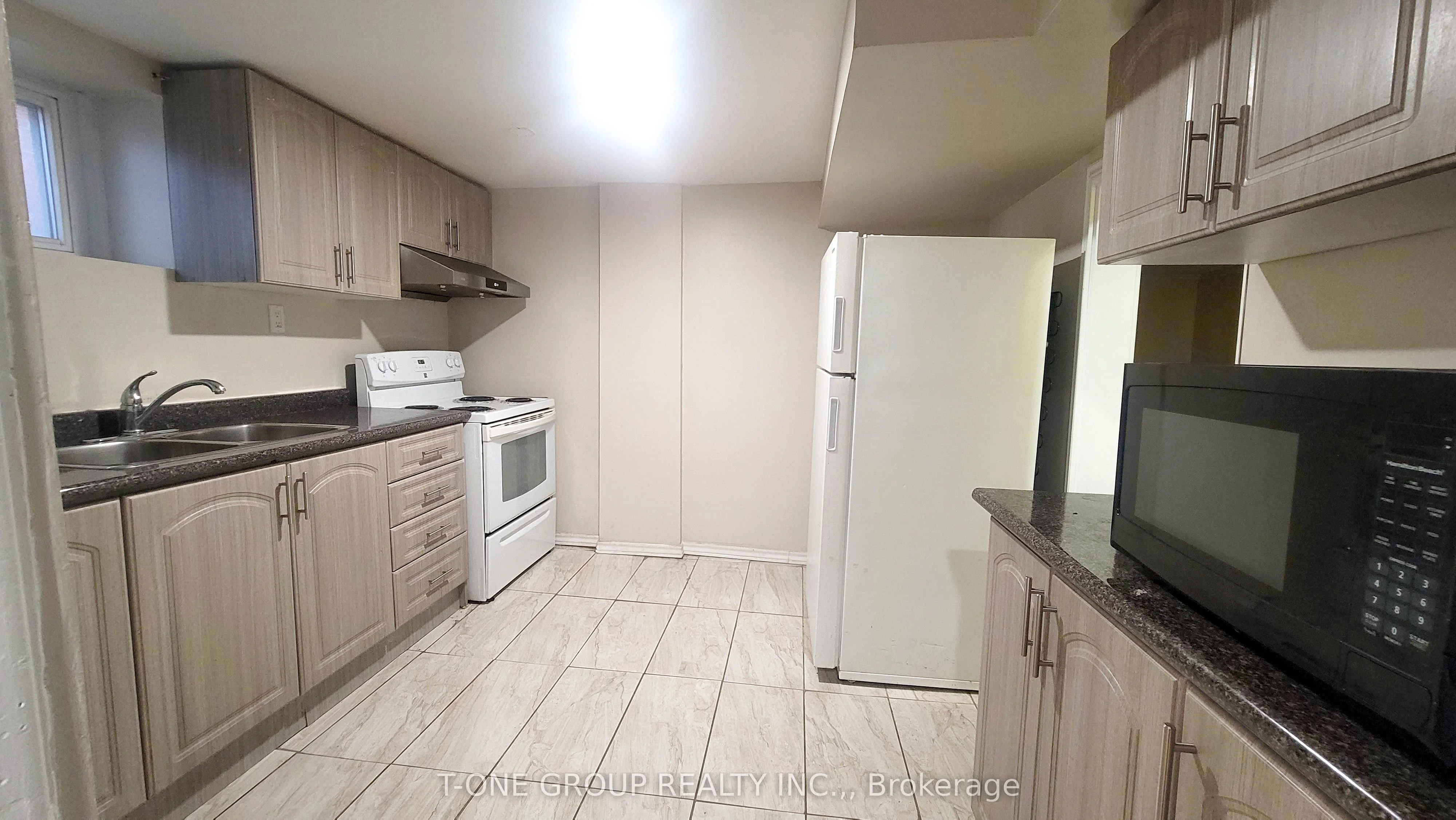 10 Falmouth Avenue BSMT, Toronto E04, ON M1K 4M4