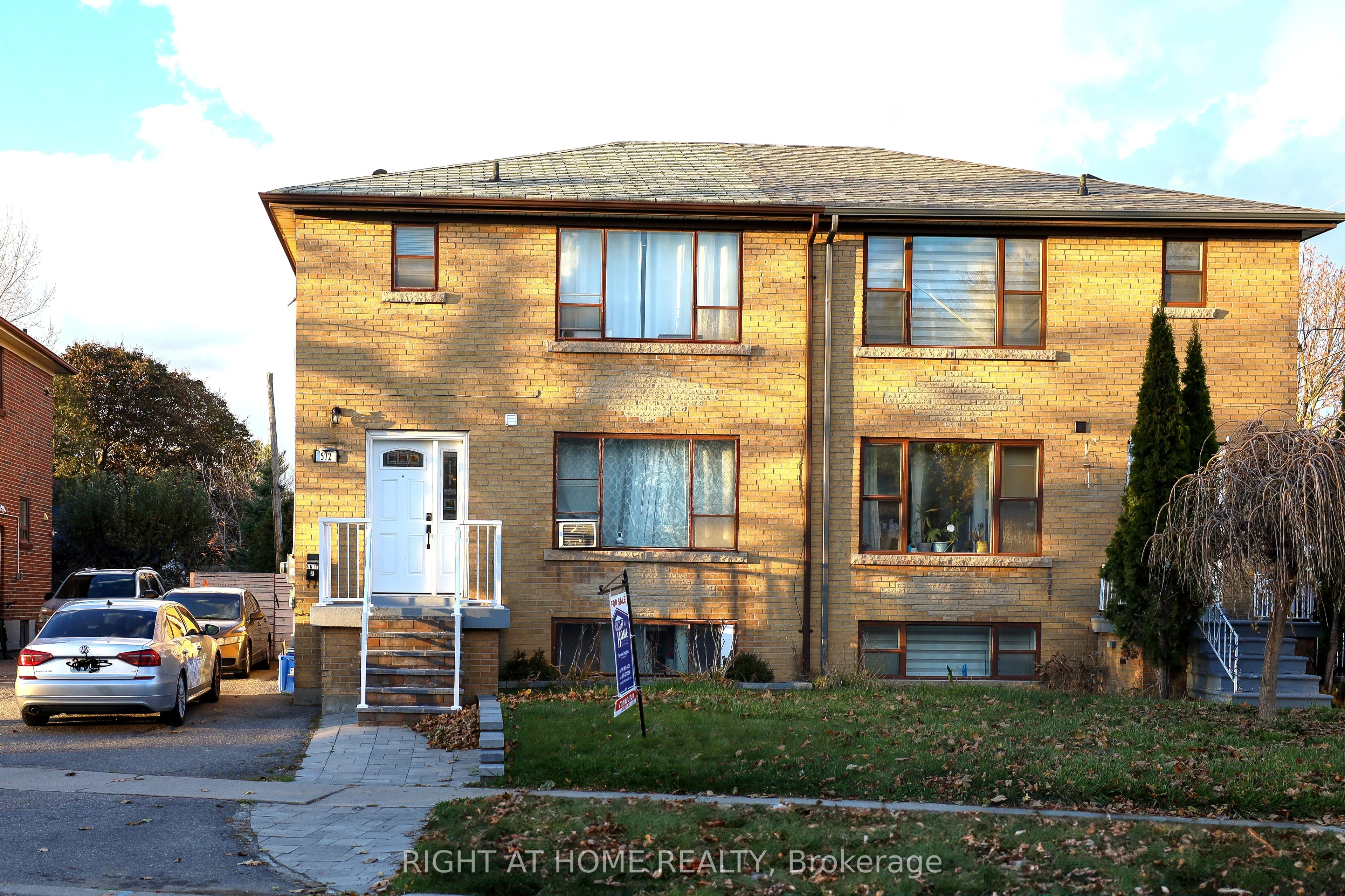 572 Crerar Avenue, Oshawa, On L1h 2w8