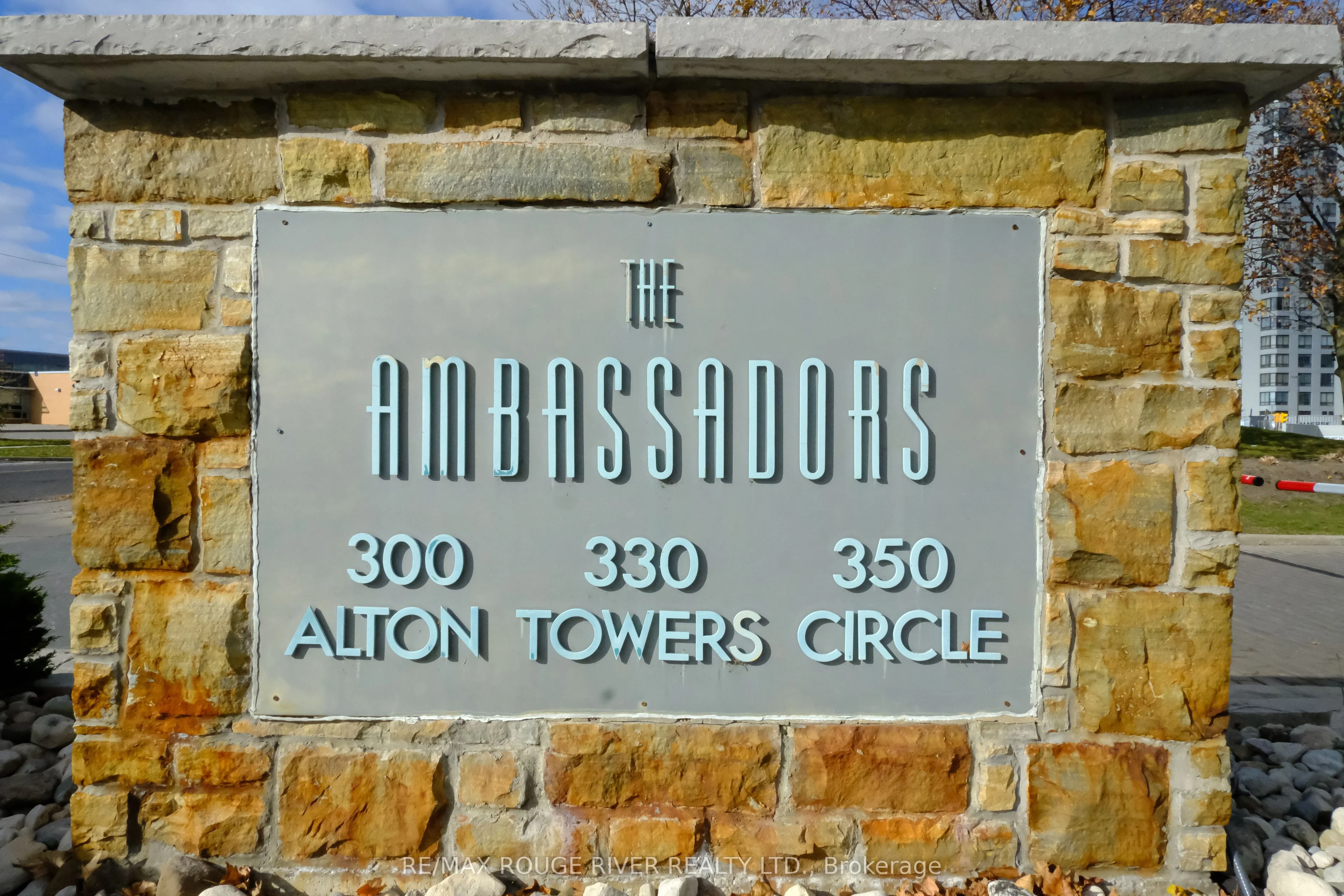 300 Alton Towers Circle 910, Toronto E07, ON M1V 4X9