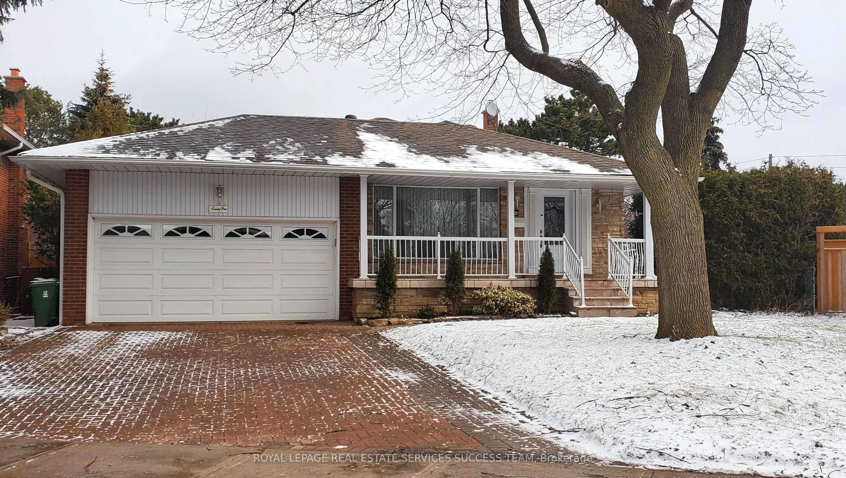 24 Catherwood Court S, Toronto E05, ON M1W 1S1