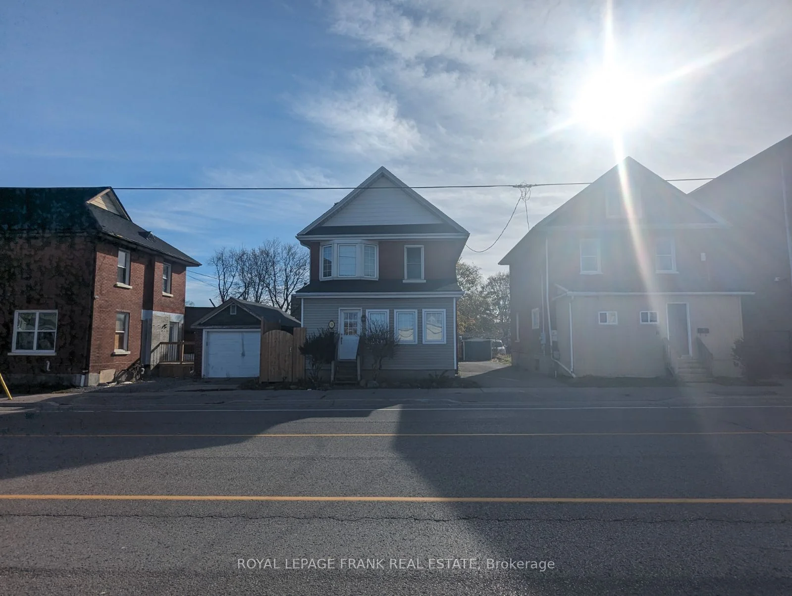 15 John Street E 1, Oshawa, ON L1H 1X1