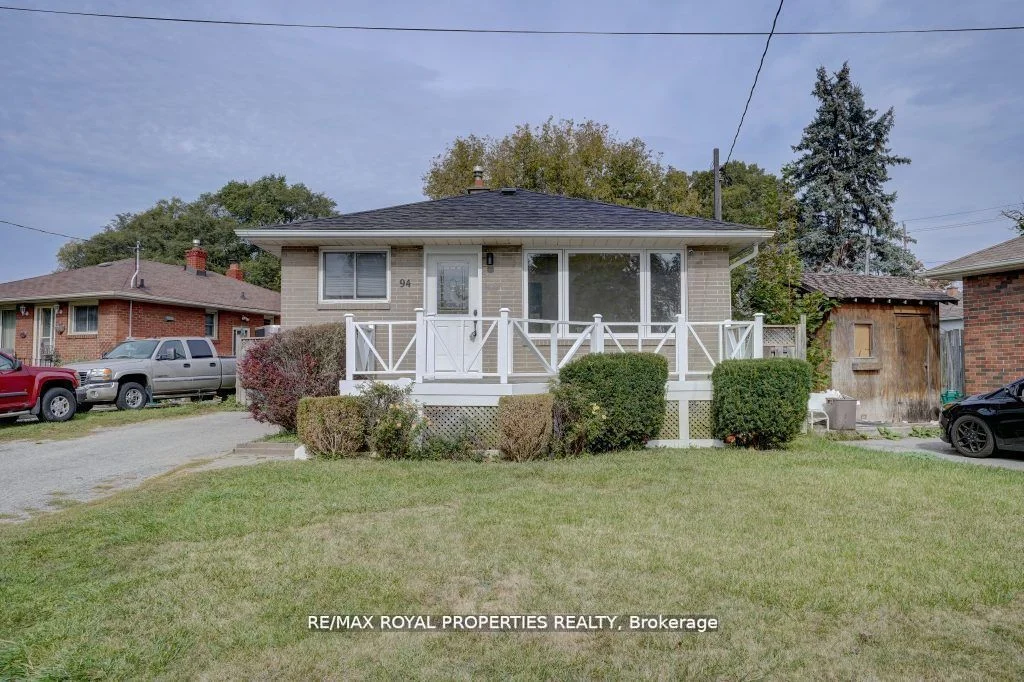 94 Wellington Avenue W BSMT, Oshawa, ON L1H 3X9