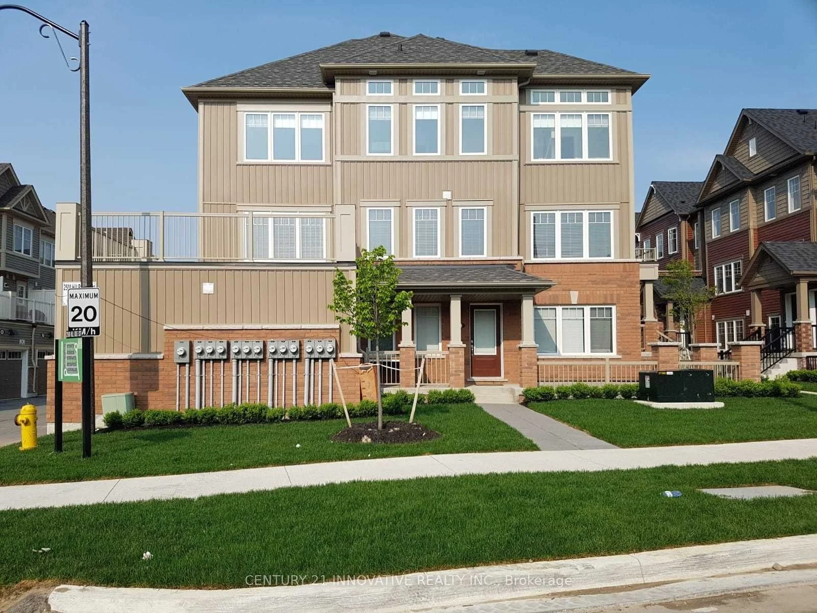 2500 Hill Rise Court 16, Oshawa, On L1l 0j5