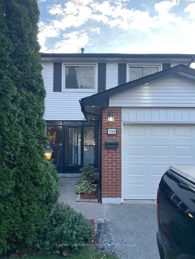 390 Camelot Court, Oshawa, On L1g 6p7