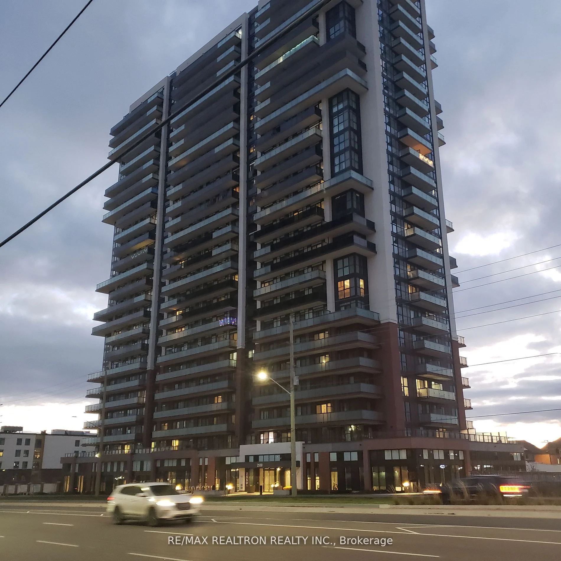 2550 Simcoe Street N 707, Oshawa, On L1l 0r5