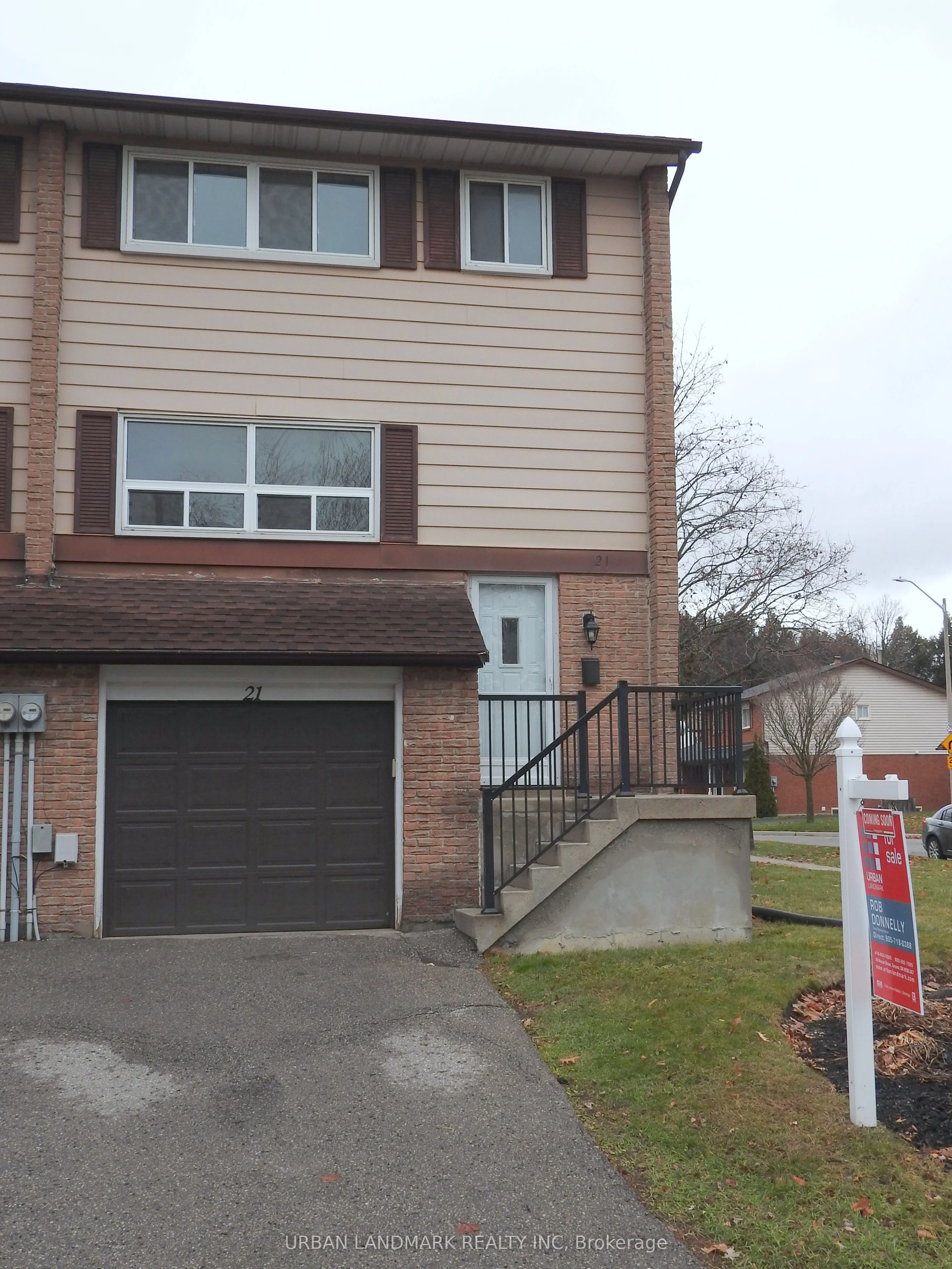 320 Blackthorn Street 21, Oshawa, On L1k 1k9