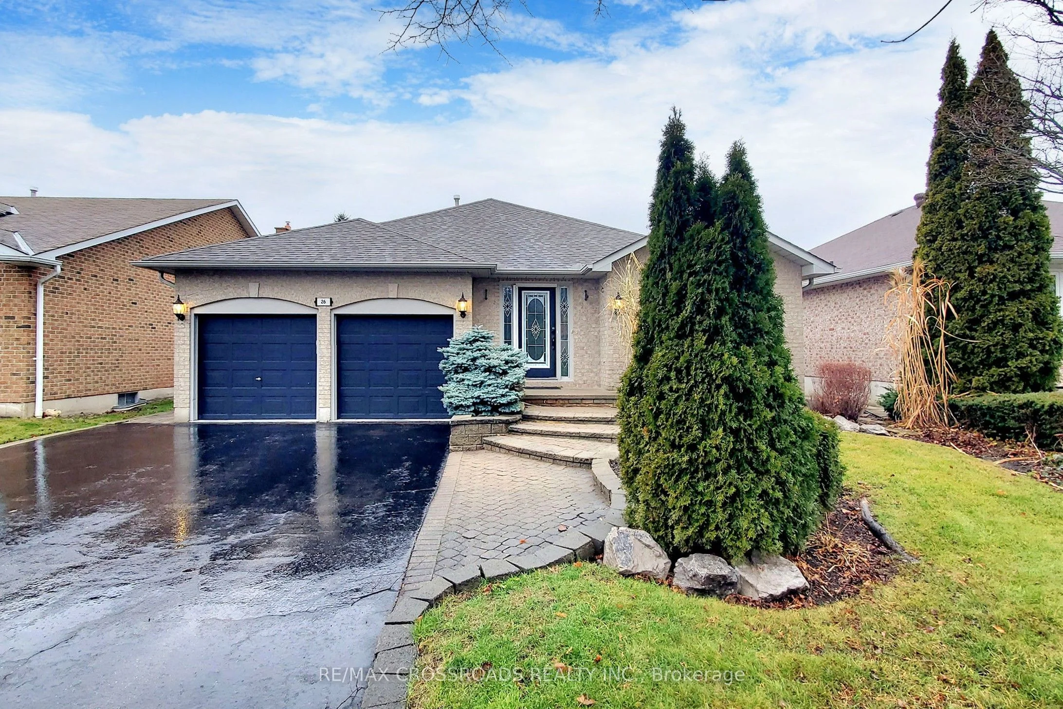 26 Inglewood Place Bsmt, Whitby, ON L1N 8Z9