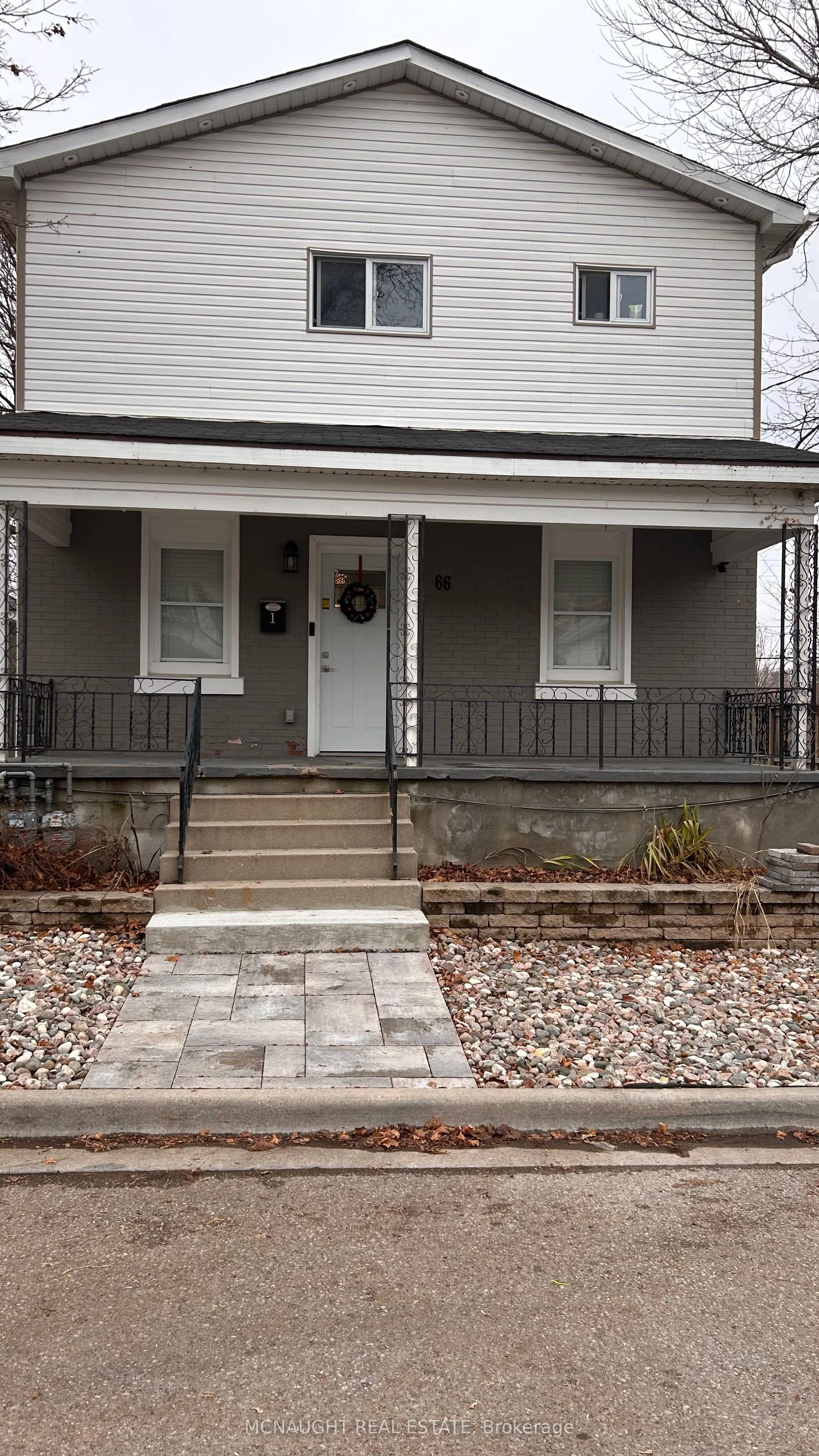 66 Hogarth Street Bsmt, Oshawa, On L1h 1y6