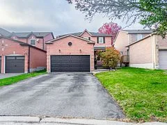 8 Pinestone Court, Whitby, On L1r 1x4