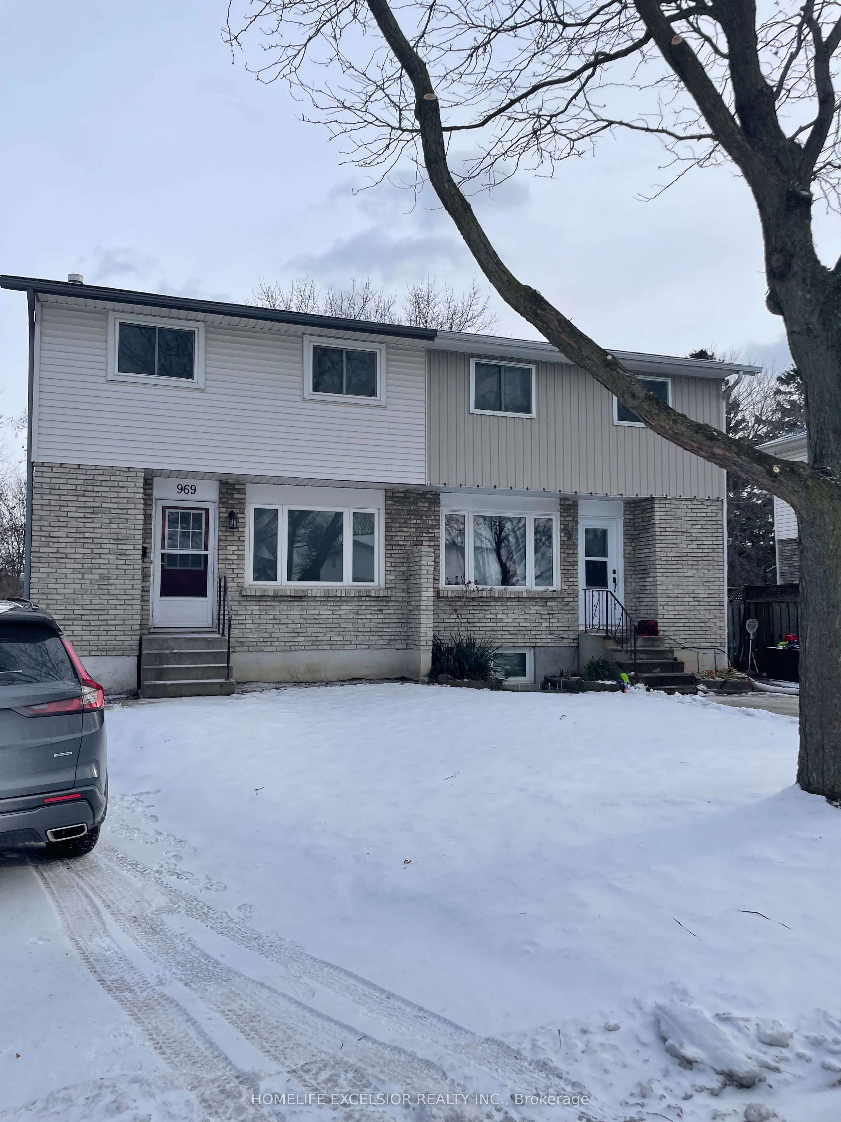 969 Renfrew Court, Oshawa, ON L1J 6L2