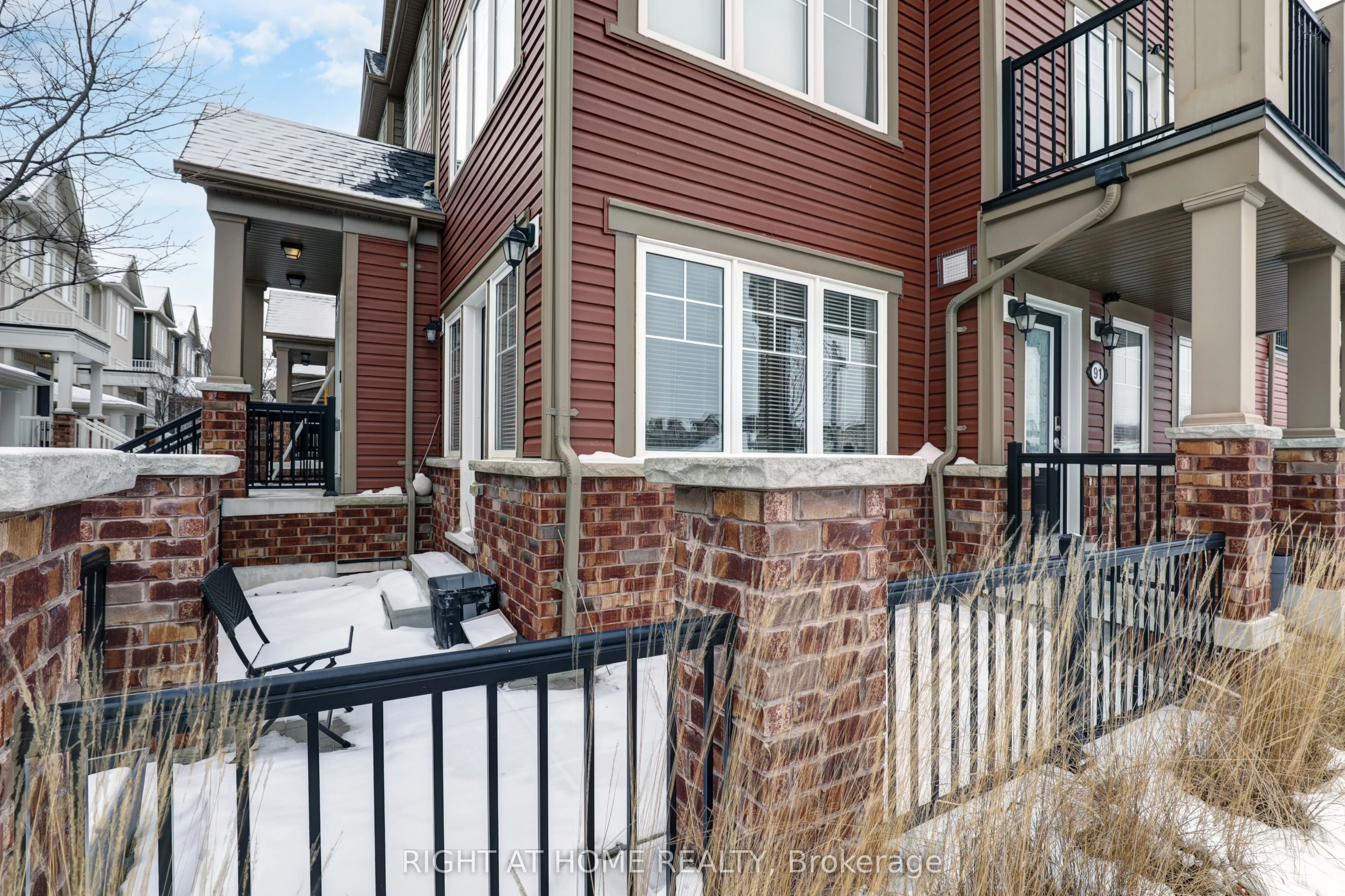2500 Hill Rise Court 91, Oshawa, On L1l 0m6