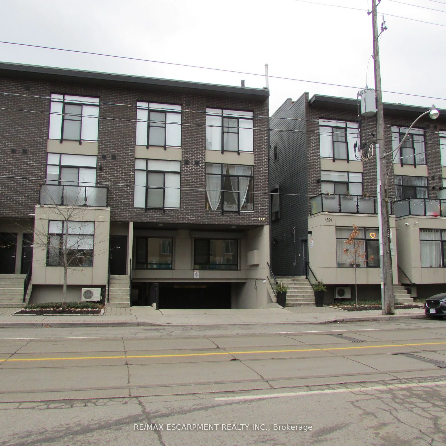 1331 Gerrard Street E 6, Toronto E01, ON M4L 1Y8