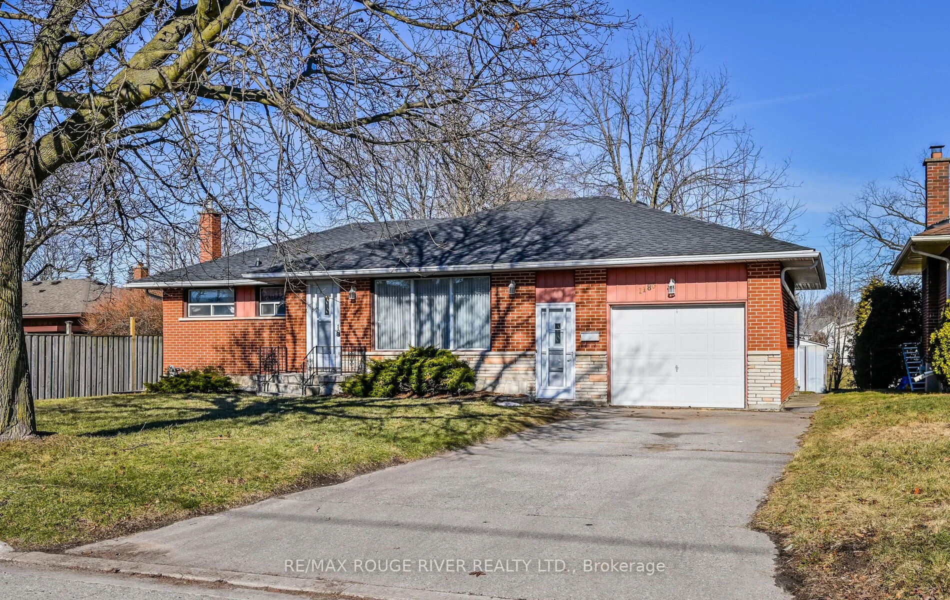 1180 Belvedere Avenue, Oshawa, ON L1H 1T3