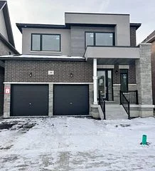 30 Wesley Brooks Street, Clarington, On L1b 1g9