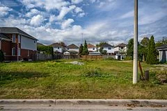 10 Squire Fletcher Drive, Clarington, On L1c 5h8