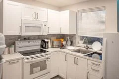 572 Crerar Avenue W, Oshawa, ON L1H 2W8