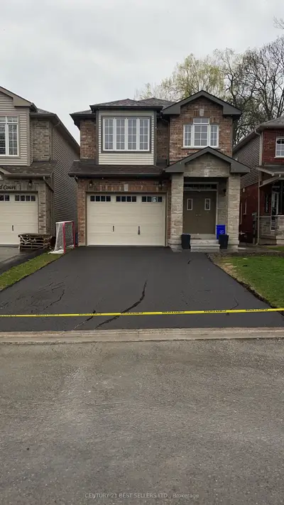 29 Borland Court Bsmt, Clarington, On L1c 4t6
