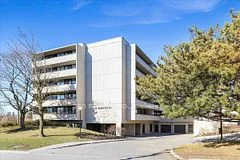120 Elgin Street W 208, Oshawa, ON L1G 1S7