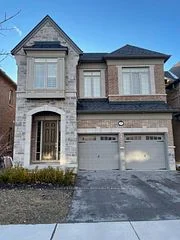18 Hayeraft Street, Whitby, ON L1P 0C6