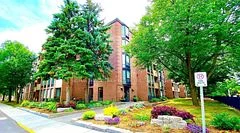 1525 Diefenbaker Court 104, Pickering, On L1v 3w1