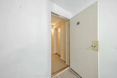 43 Taunton Road E 36, Oshawa, On L1g 3t6