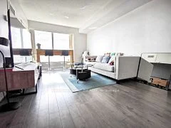 181 Village Green Square 2116, Toronto E07, ON M1S 0K6