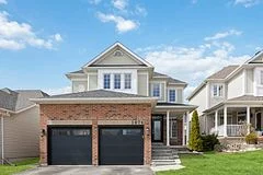 1076 Grandview Street M & 2nd, Oshawa, ON L1K 2L3