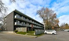 123 Woodbine Avenue 329, Toronto E02, On M4l 3v8