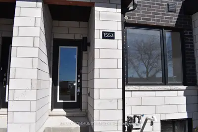 1553 Midland Avenue 0015-8, Toronto E09, On M1p 0g3