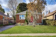 654 Grierson Street Main, Oshawa, On L1g 5j4
