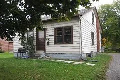 1921 Dundas Street E, Whitby, On L1n 2l5