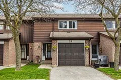350 Camelot Court 28, Oshawa, ON L1G 6P7