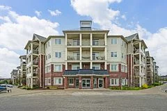 80 Aspen Springs Drive 412, Clarington, ON L1C 4Y2
