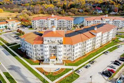 50 Lakebreez Drive S 317, Clarington, On L1b 0v9