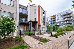 Condo Townhouse in Toronto