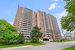 1210 Radom Street 702, Pickering, On L1w 2z3