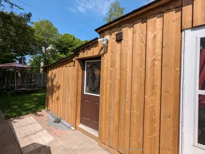 204 Court Street B, Oshawa, On L1h 4w7