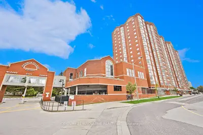 2466 Eglinton Avenue E 1404, Toronto E08, On M1k 5j7