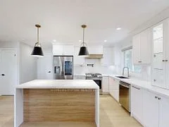 474 Taunton Road W Main, Ajax, On L1t 4s9