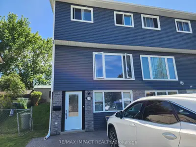 879 Southridge Street, Oshawa, On L1h 8a4